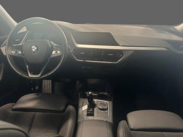 BMW 116 i 5p. Business Advantage