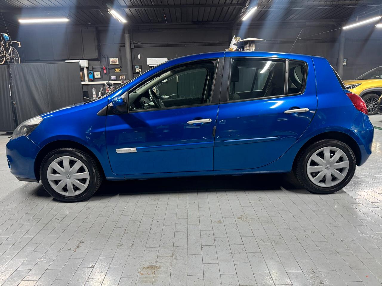 Renault Clio 1.2 16V 5 porte GPL Dynamique Neopatentati
