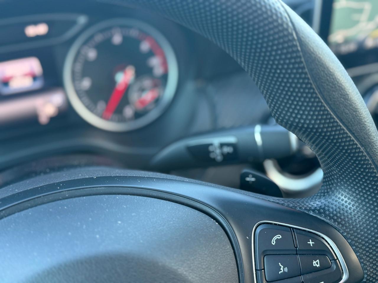 Mercedes-benz GLA 200 d Automatic 4Matic Premium