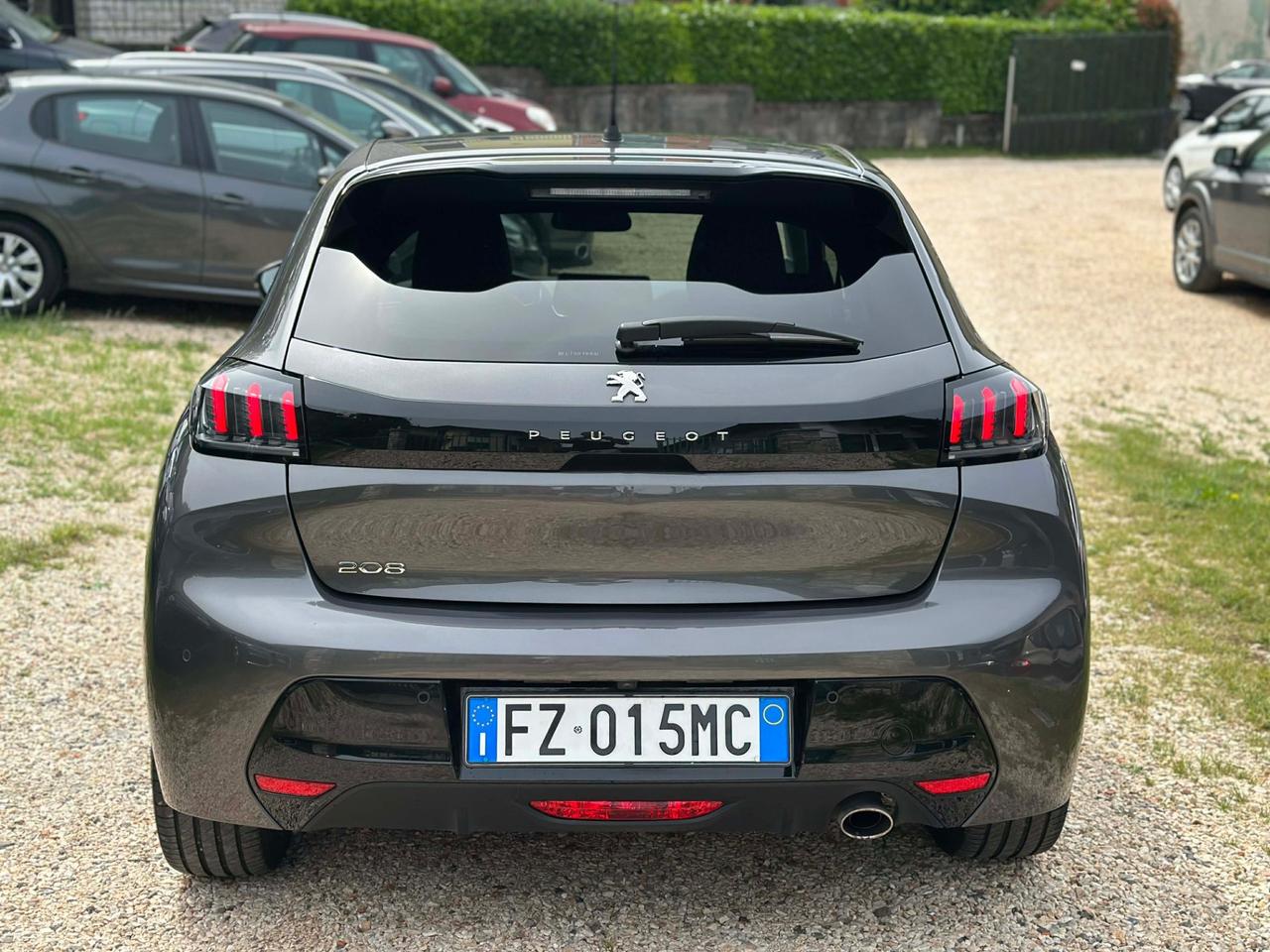 Peugeot 208 100 5P AUTOMATICA ALLURE NAVI 3D COCKPIT FULLOPT