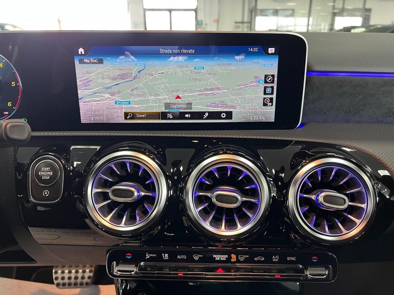 Mercedes-Benz A 180 A 180 d Premium auto