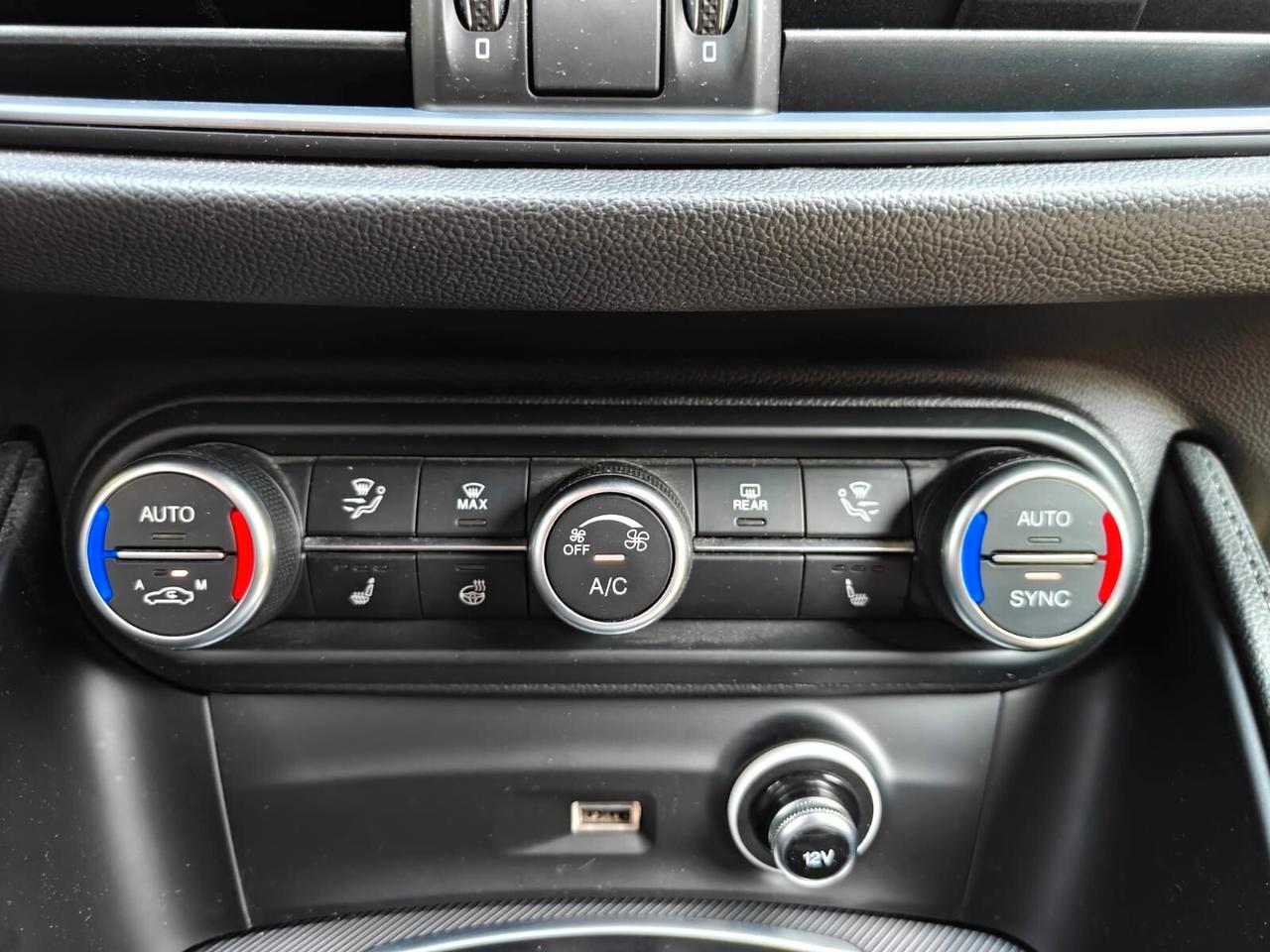 Alfa Romeo Stelvio 2.2 Turbodiesel 210 CV AT8 Q4 Veloce