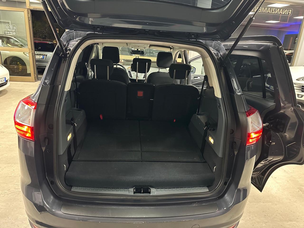 Ford C-Max C-Max7 1.6 TDCi 115CV Titanium 7 posti ok anche per i neopatentati