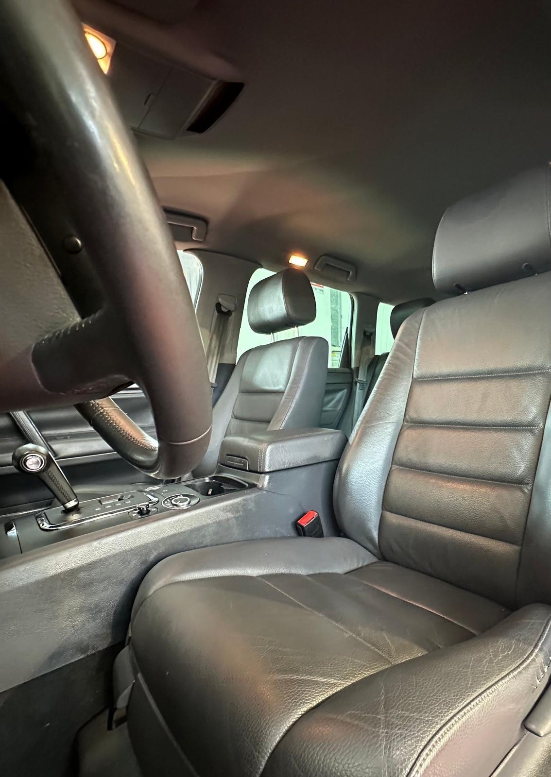 Volkswagen Touareg 3.0 V6 TDI DPF Exclusive