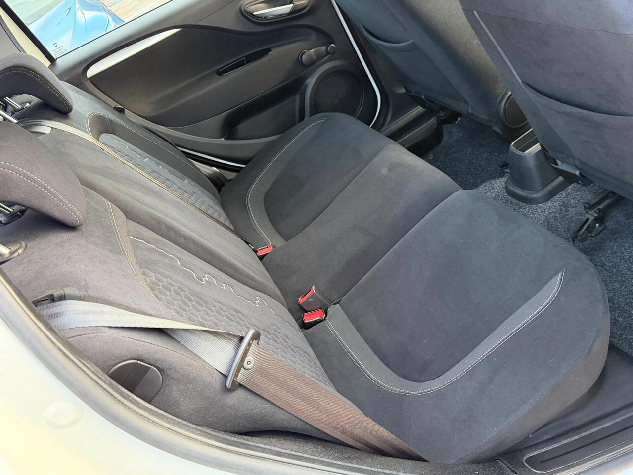 Fiat Punto New 1.3 M.JET 75 cv. 5p LOUNGE (MOTORE DA RIVEDERE)