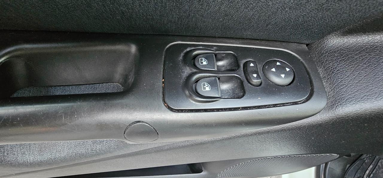 Lancia Ypsilon 1.2 GPL Ecochic Platinum