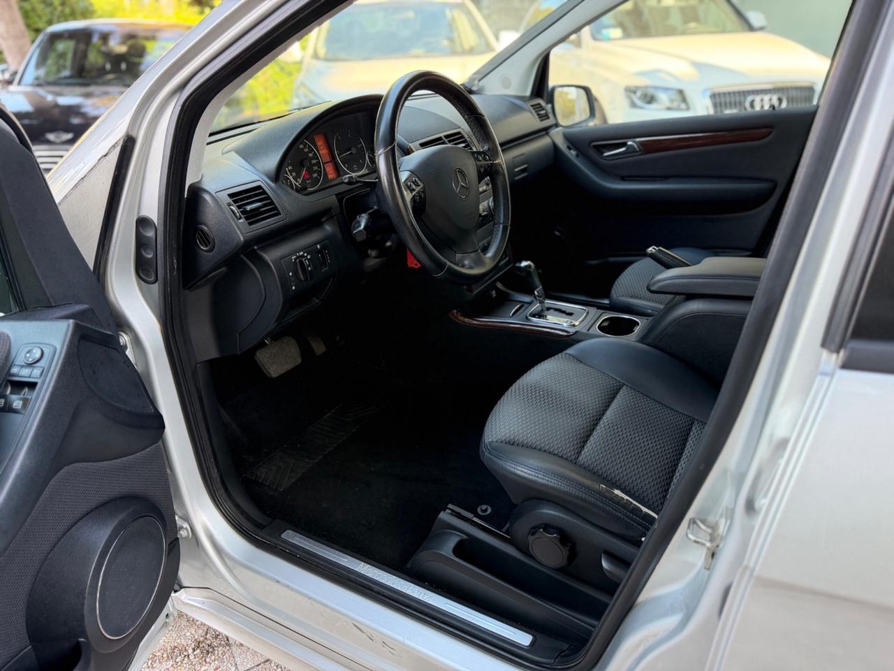 Mercedes-benz A 180 CDI Avantgarde Automatica