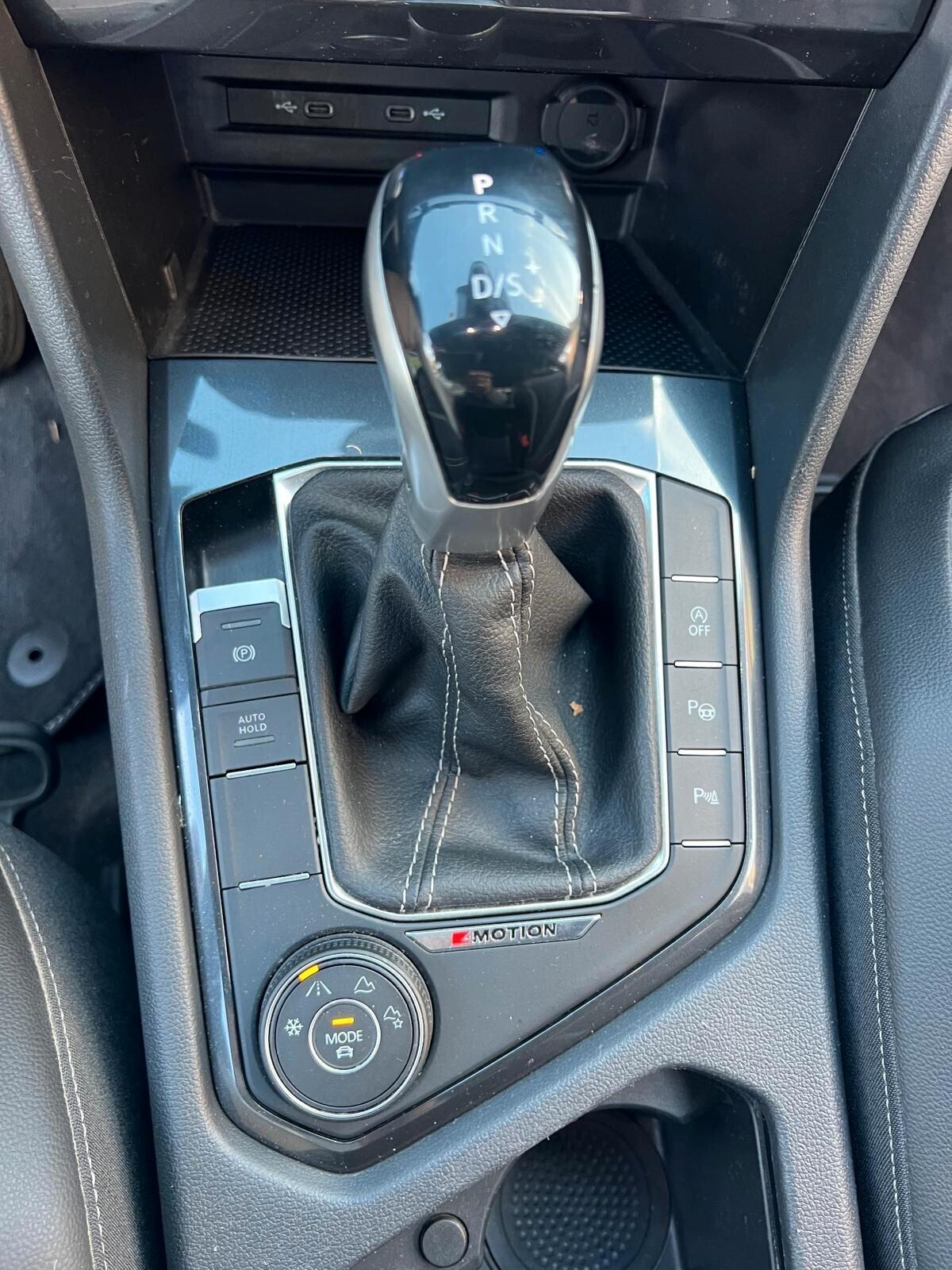 VW TIGUAN 2.0 TDI 200cv SCR DSG 4MOTION R-LINE