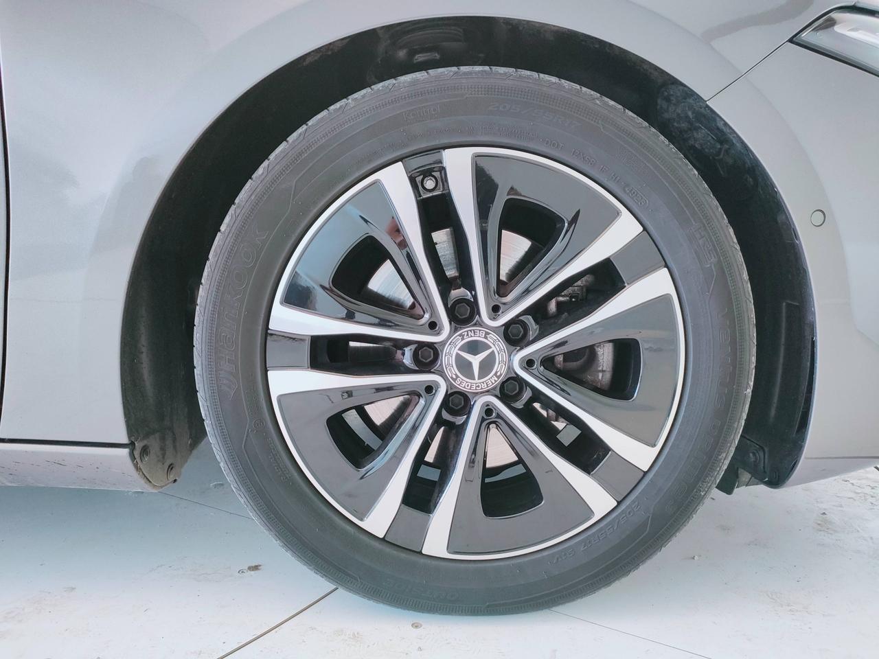 Mercedes-Benz Classe A - W177 2023 - A 180 d Progressive Advanced Plus aut