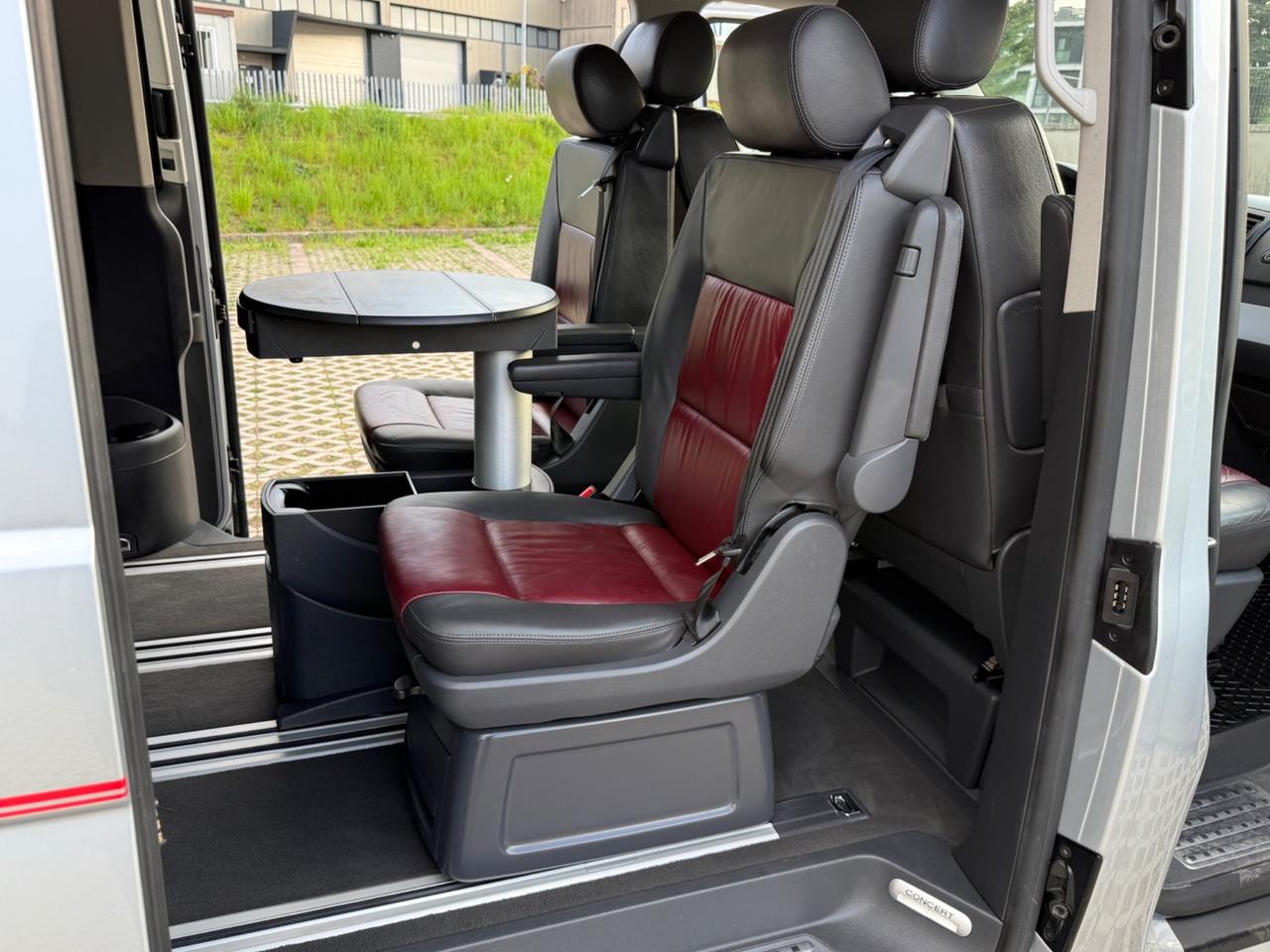 T5 Multivan 2.5 TDI/174CV 4motion 4x4 CONCERT 7 posti