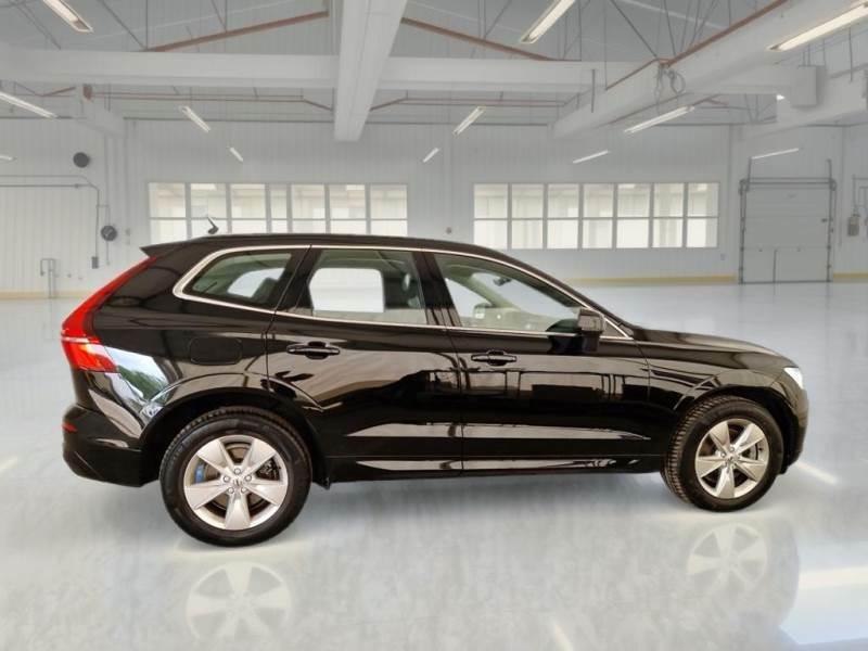 VOLVO XC60 B4 D AUTOMATICO CORE SUV