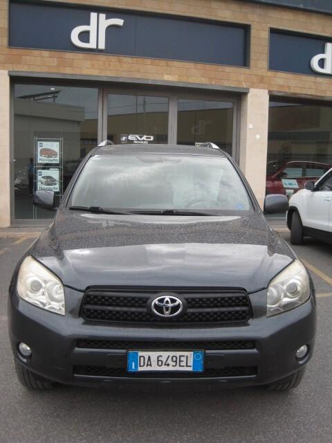 Toyota RAV 4 RAV4 2.2 D-4D 136 CV Sol