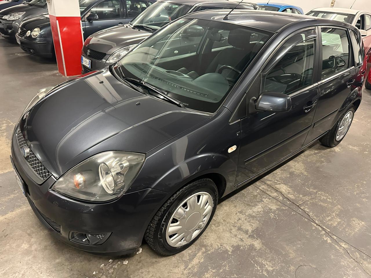 Ford Fiesta 1.2 16V 5p. Ghia