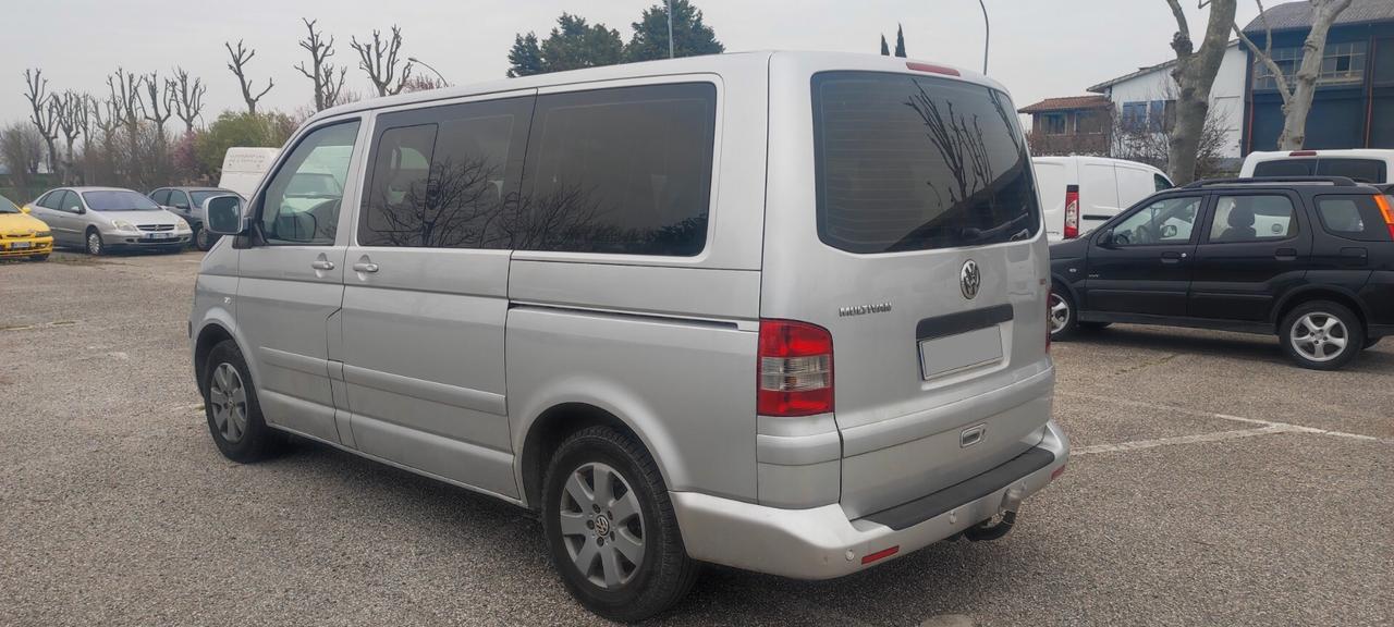 Volkswagen Multivan 2.5 TDI/174CV Comfortline