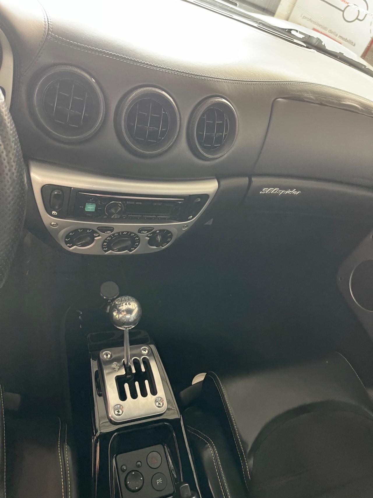 Ferrari 360 Spider Cambio Manuale PERMUTE RATE