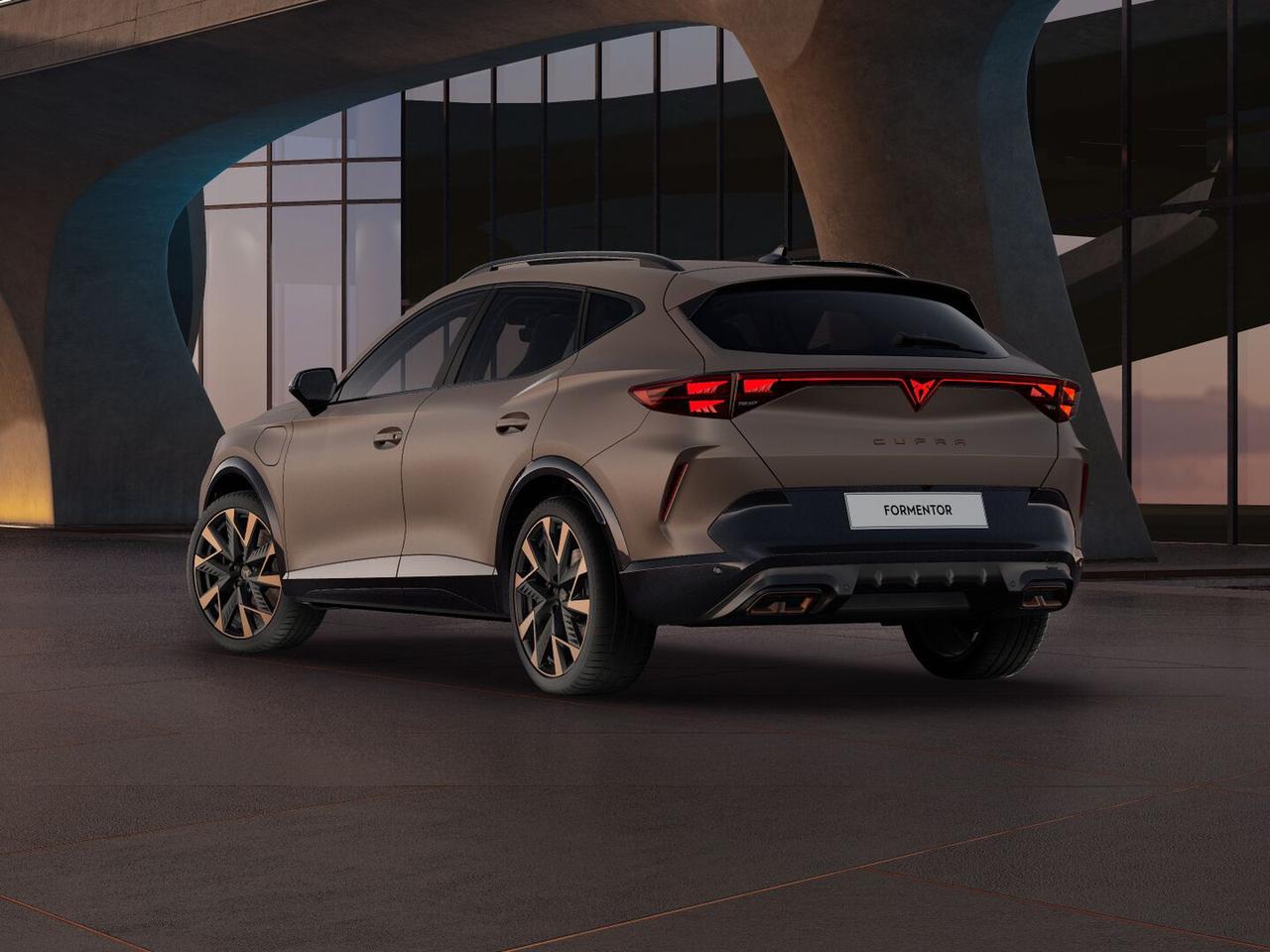Cupra Formentor 1.5 e-hybrid vz 272cv dsg