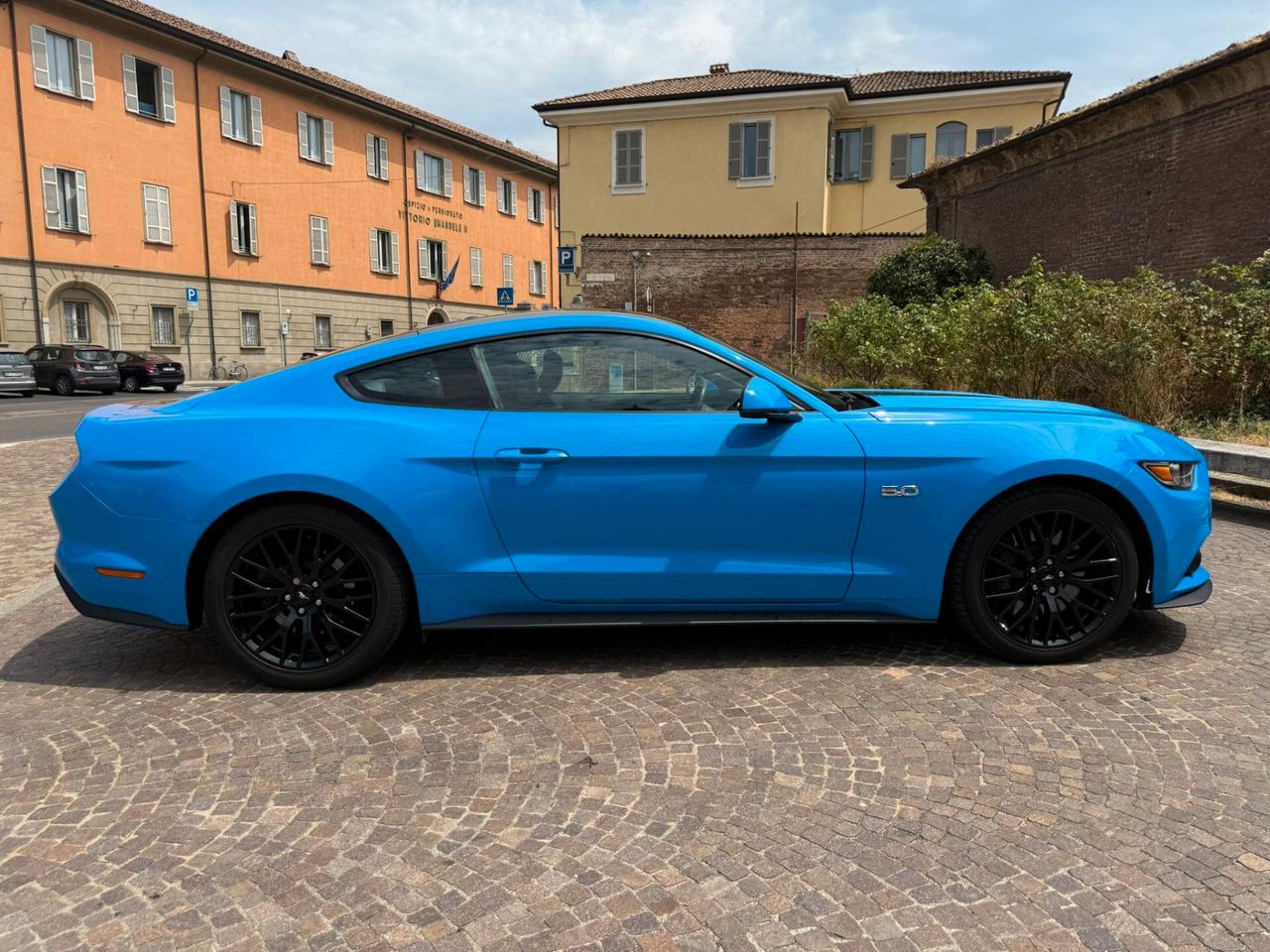 Ford Mustang Fastback 5.0 V8 TiVCT aut. GT