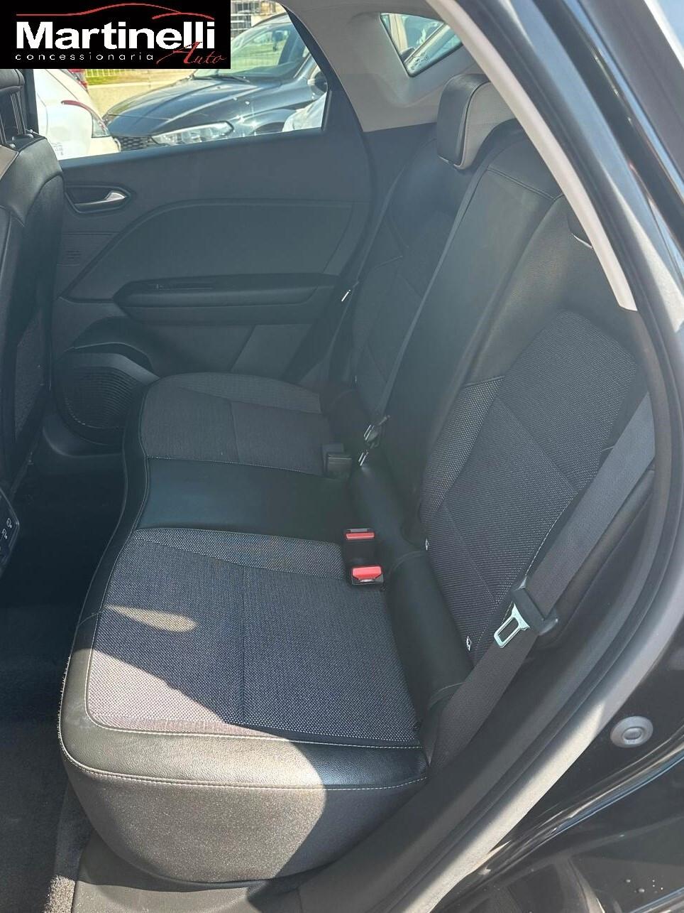 Captur Full Hybrid E-Tech 145 CV Techno