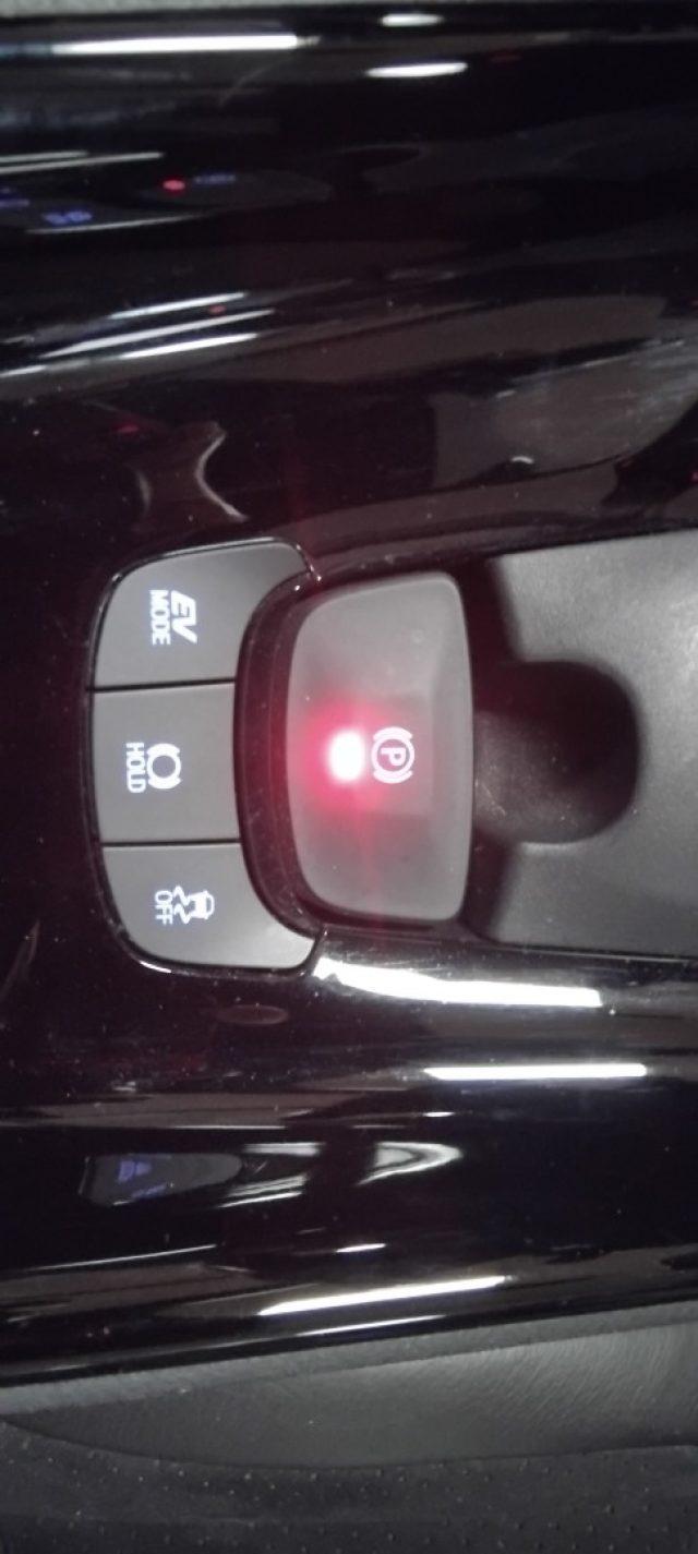 TOYOTA C-HR 2.0 Hybrid E-CVT Style