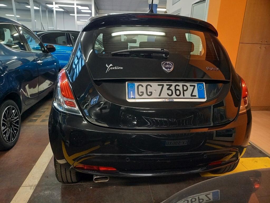 Lancia Ypsilon 1.0 FireFly 5 porte S&S Hybrid Ecochic Gold