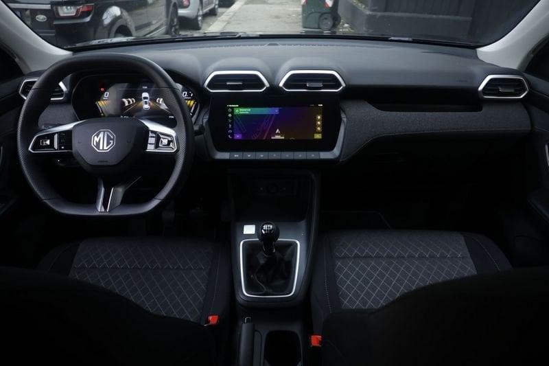 MG ZS MG ZS 1.5 MT STD PEBBLE BLACK KM0