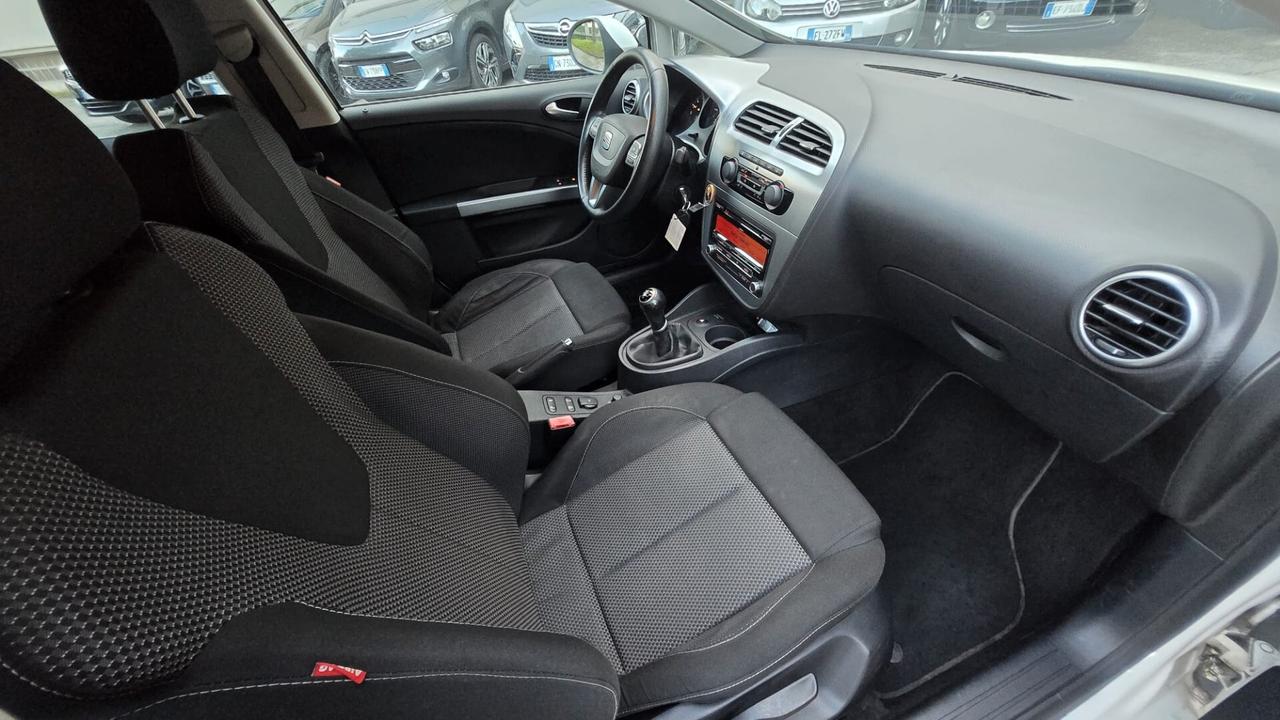 Seat Leon 1.6 TDI Copa x Neopatentati