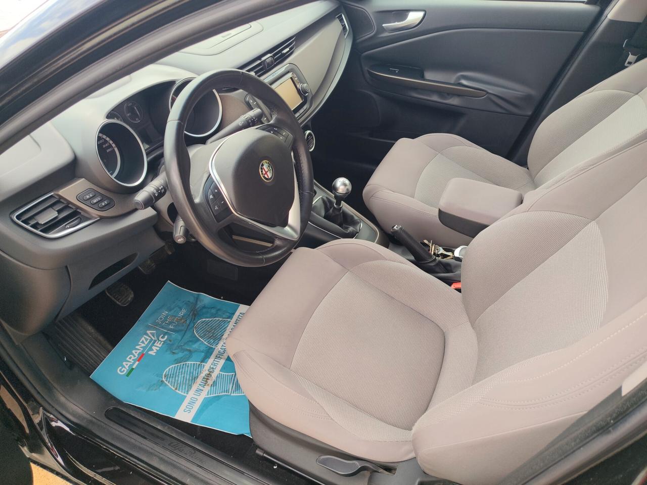 Alfa Romeo Giulietta 1.6 JTDm-2 105 CV Distinctive