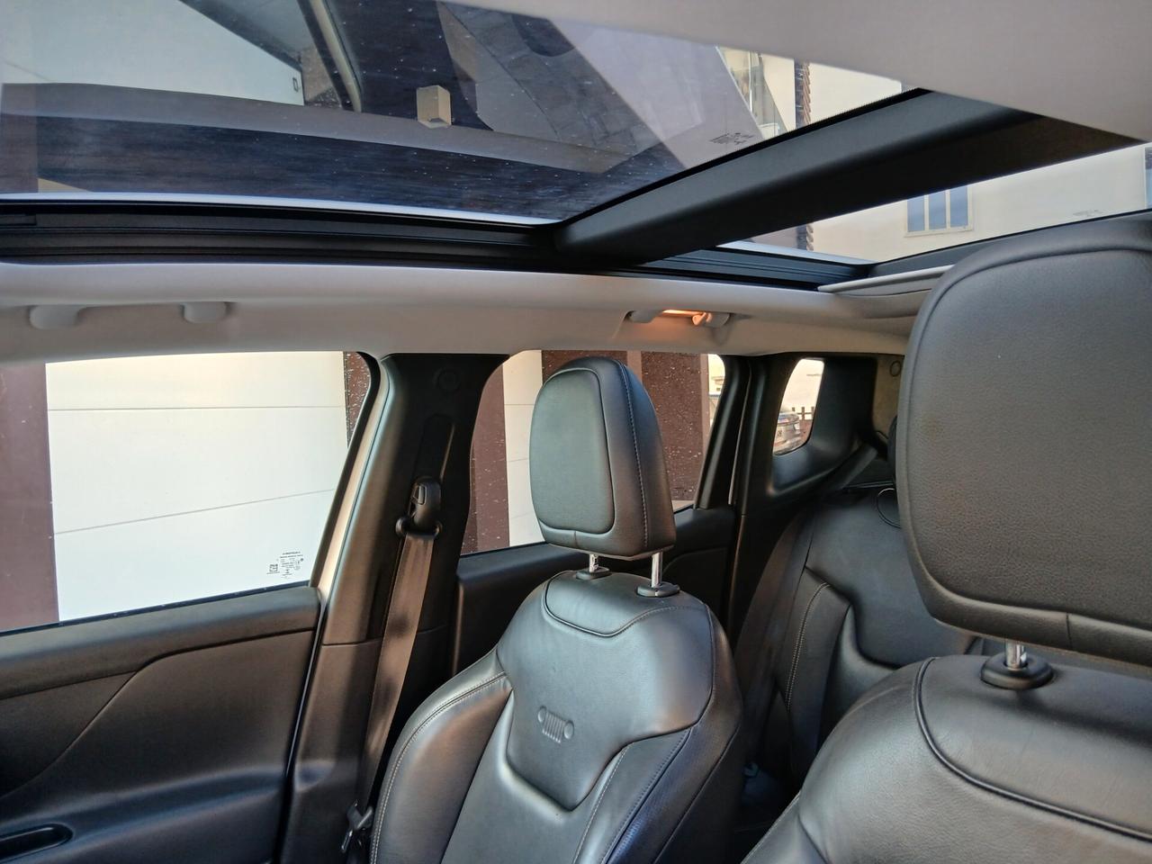 Jeep Renegade 1.4 MultiAir Limited FULL optional tua a € 199 mese