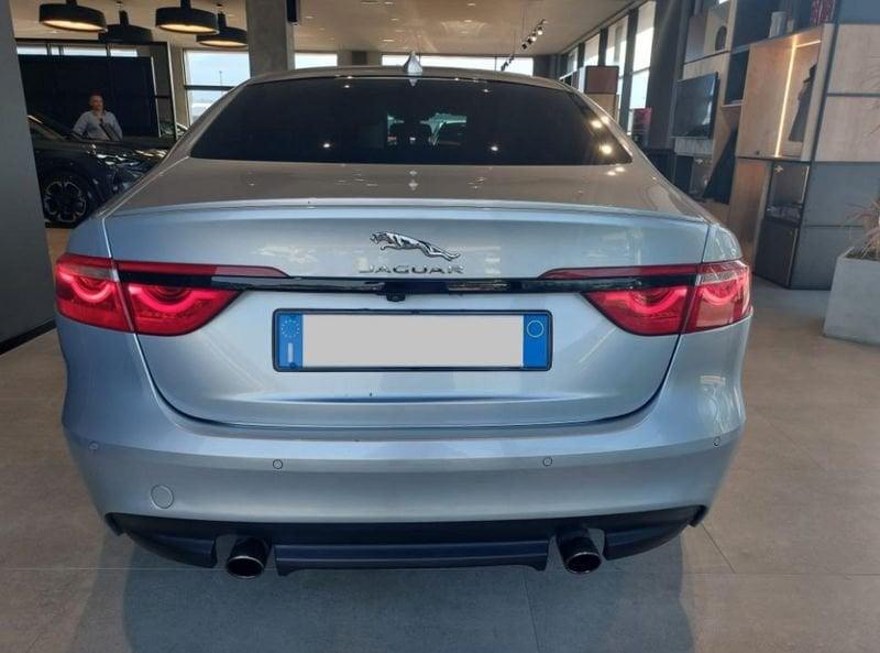 Jaguar XF 2.0D 240cv R-SPORT AWD