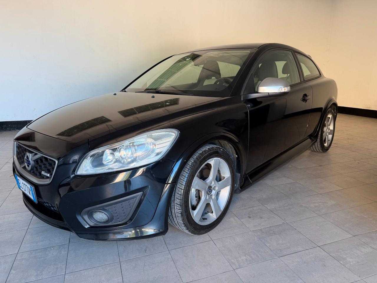 Volvo C30 2012 D2 R-Design 2012 OK NEOPATENTATI