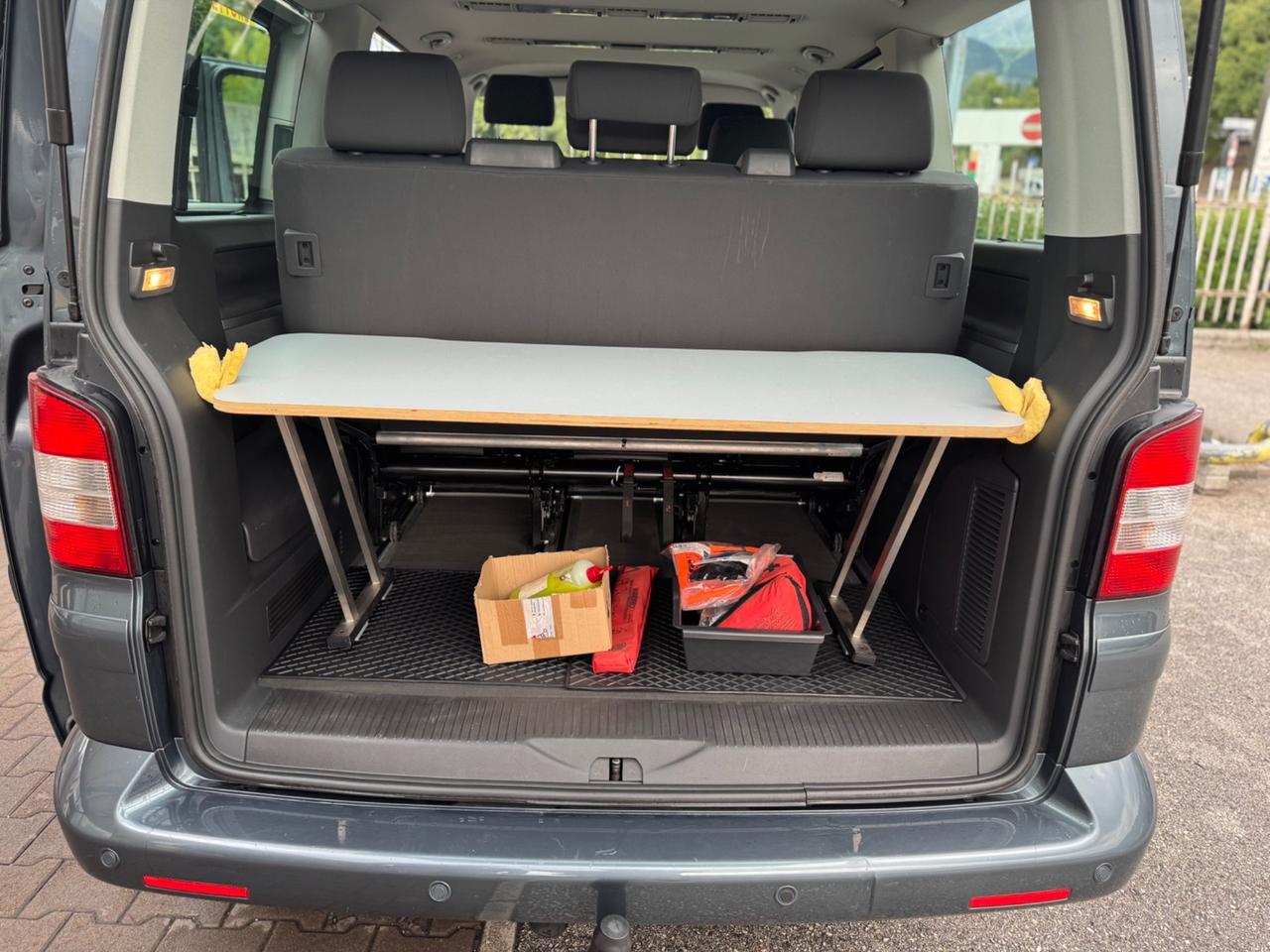 Volkswagen Multivan 2.5 TDI 174cv GANCIO DI TRAINO