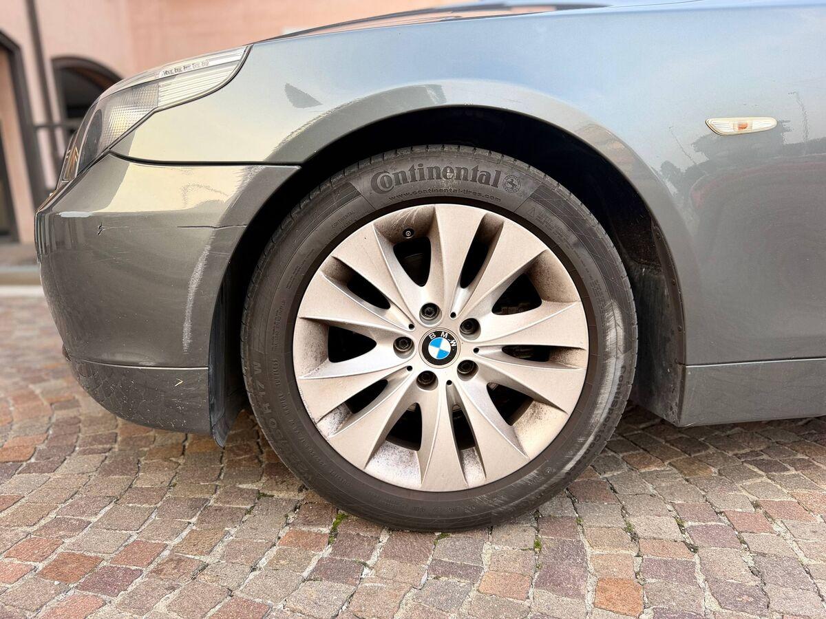 BMW Serie 5 Berlina 525d Futura c pelle