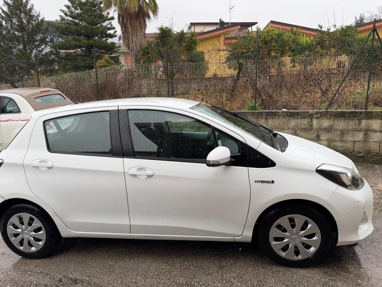 Toyota Yaris 1.5 Hybrid 5 porte Lounge