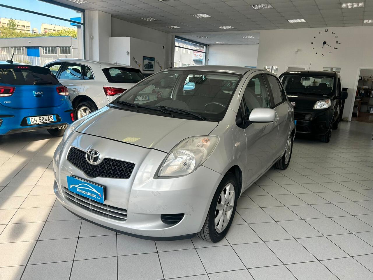Toyota Yaris 1.0B X NEOPATENTATI 2006