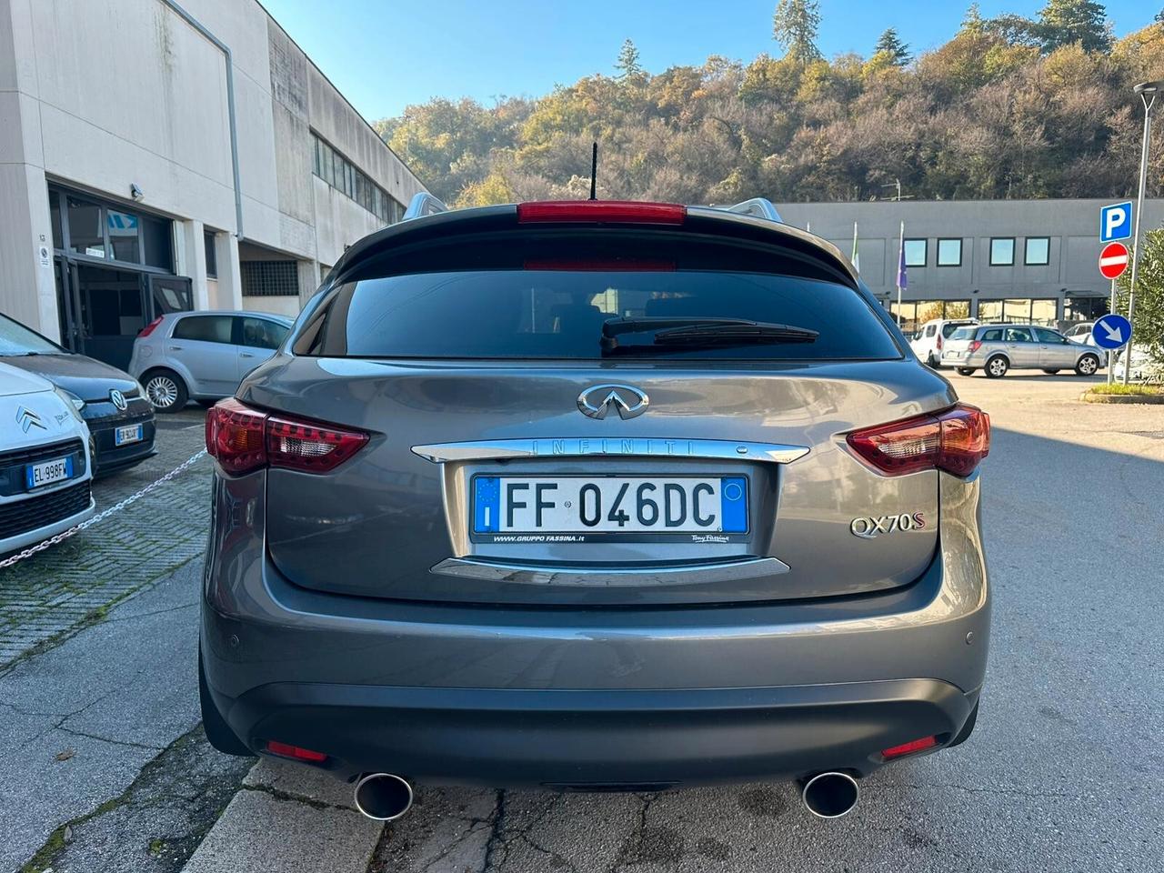 Infiniti QX70 3.0 diesel V6 AT S Premium