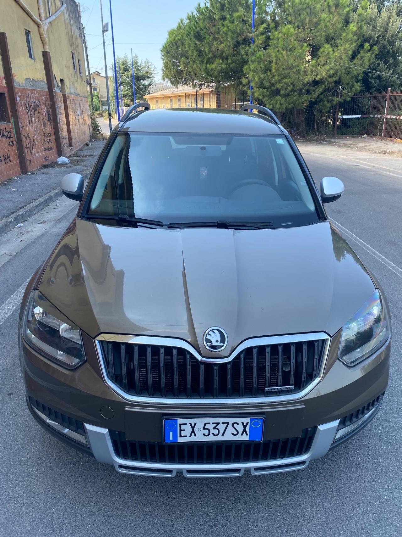 Skoda Yeti Outdoor 1.6 TDI Fine 2014 Full Navi Led
