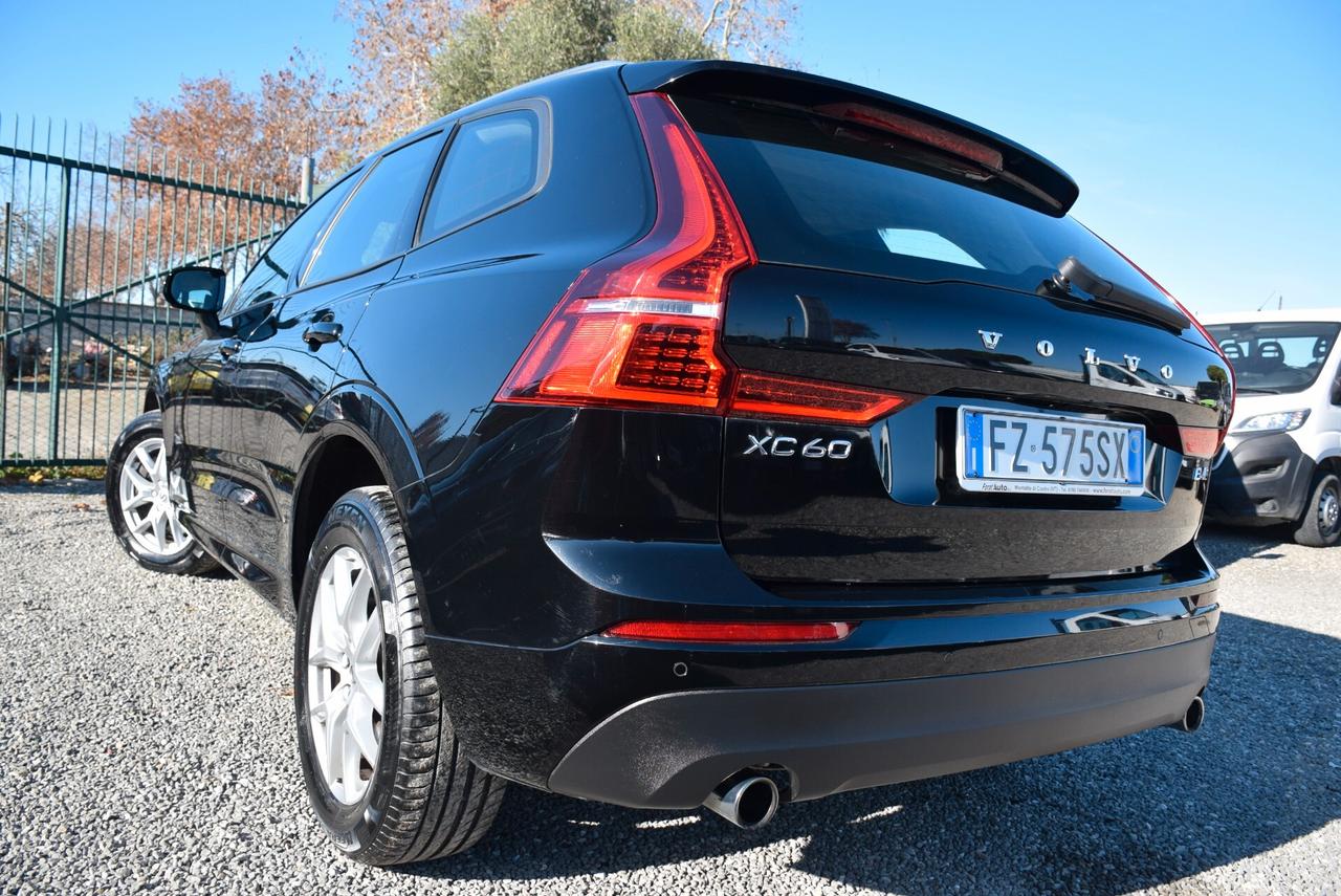 Volvo XC 60 XC60 IBRIDA DIESEL 4X4 2.0 B4 AWD AUTOM Geartronic Momentum FULL