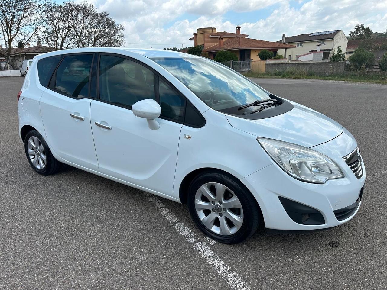 Opel Meriva 1.3 CDTI 95CV ecoFLEX Cosmo