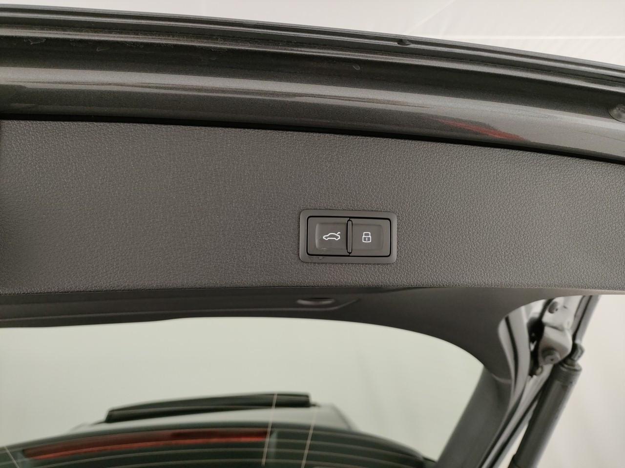 AUDI Q2 I 2021 - Q2 35 1.5 tfsi S line edition s-tronic