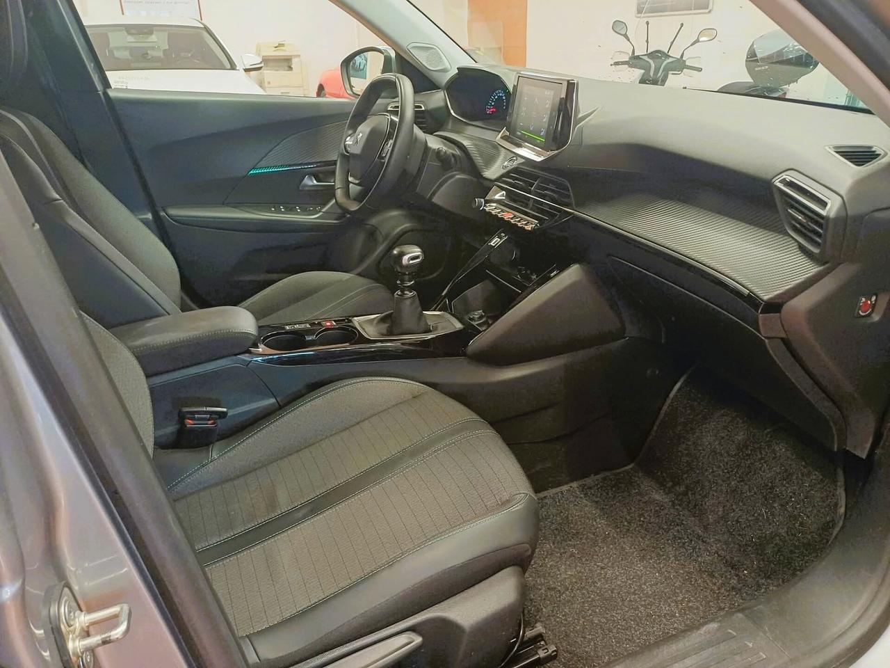 Peugeot 2008 PureTech 130 S&S Allure