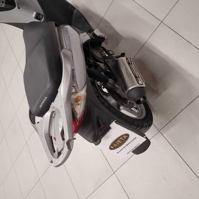 Honda SH 125 i - 2009