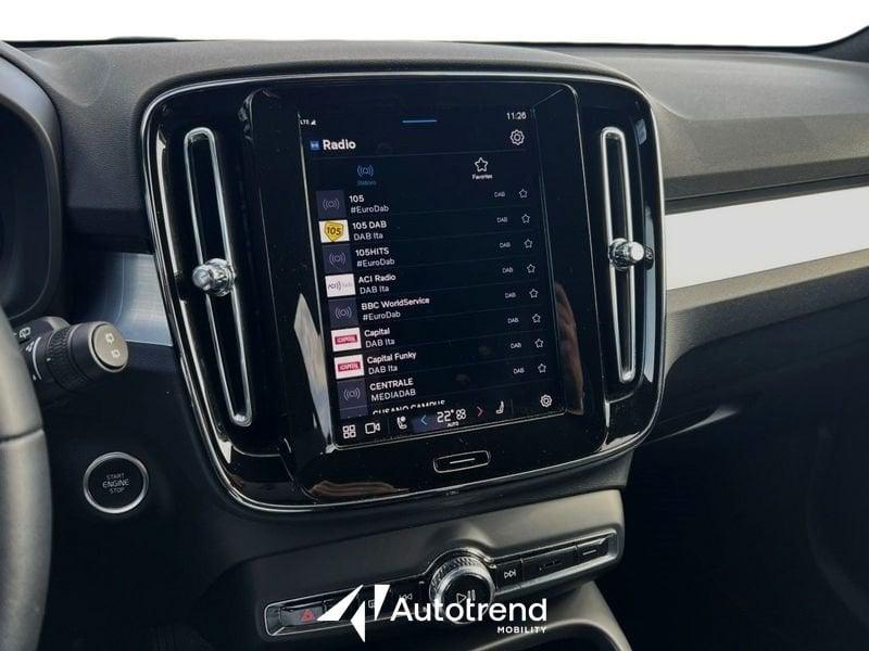 Volvo XC40 B3 163+14 CV Automatico LED Core