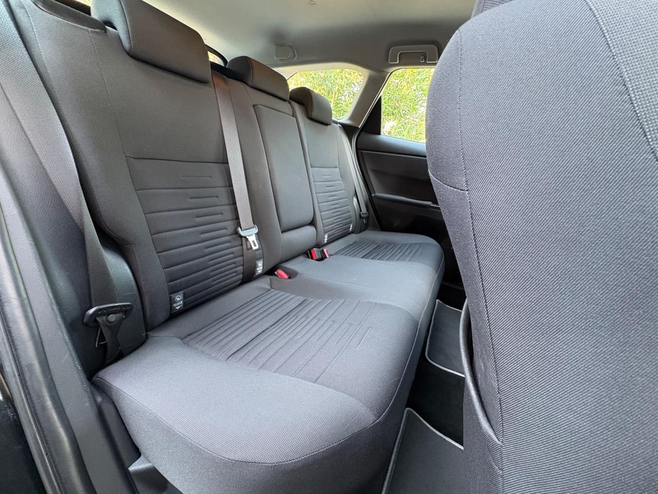 Toyota Auris Touring Sports 1.8h Business cvt EURO6