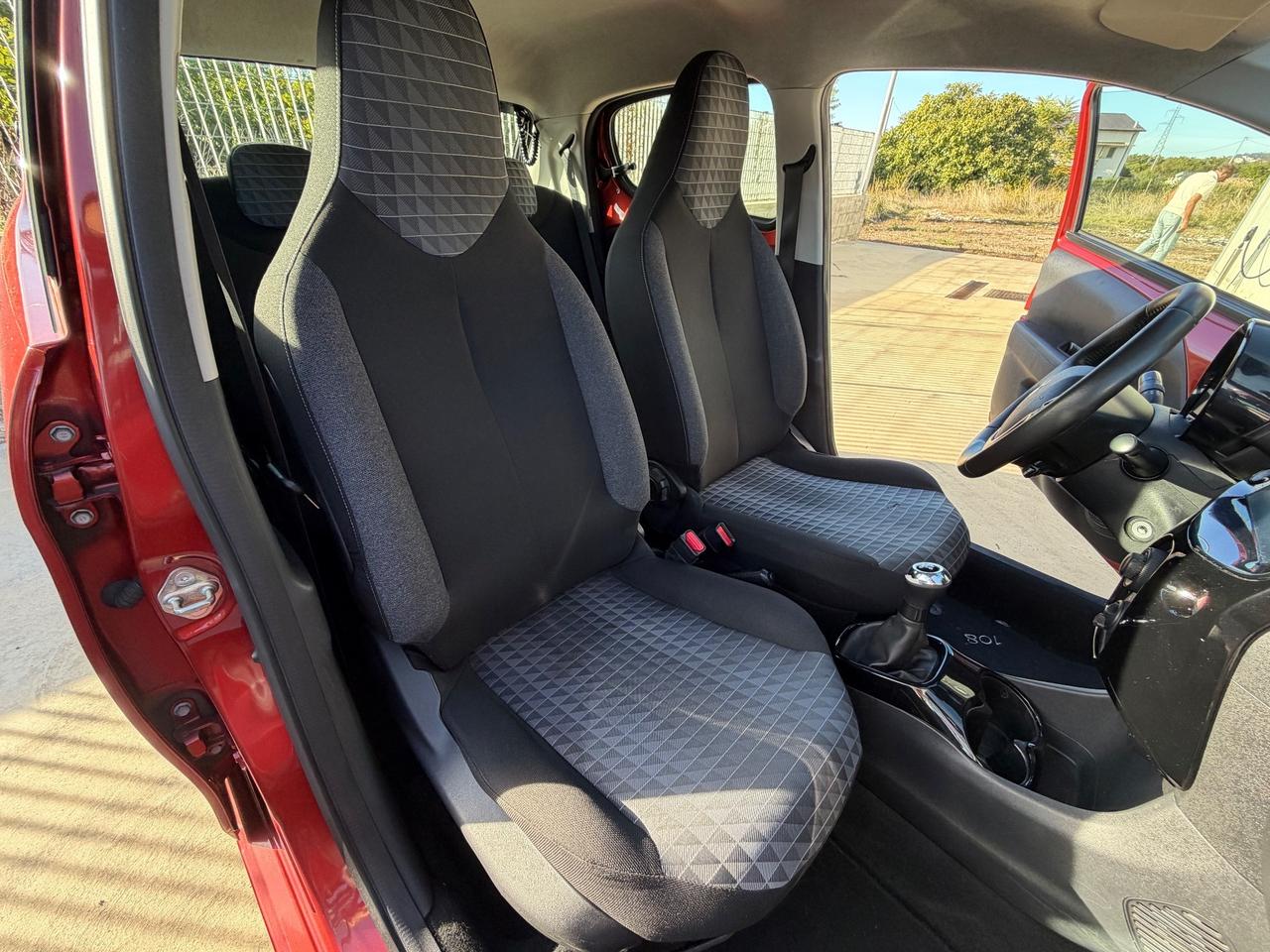 Peugeot 108 VTi 72 S&S 5 porte Allure