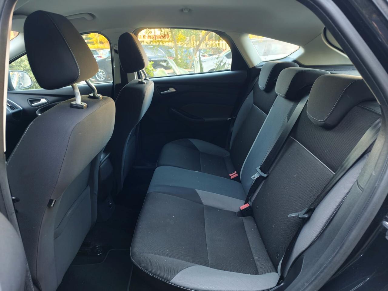 FORD FOCUS 1.0 101CV MODELLO PLUS