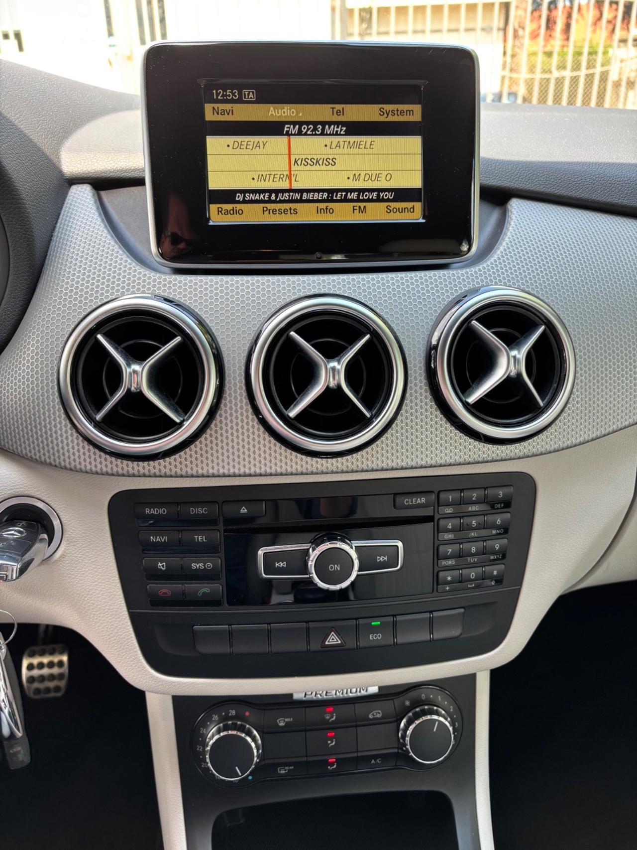 Mercedes-benz B 200 BlueEFFICIENCY Premium