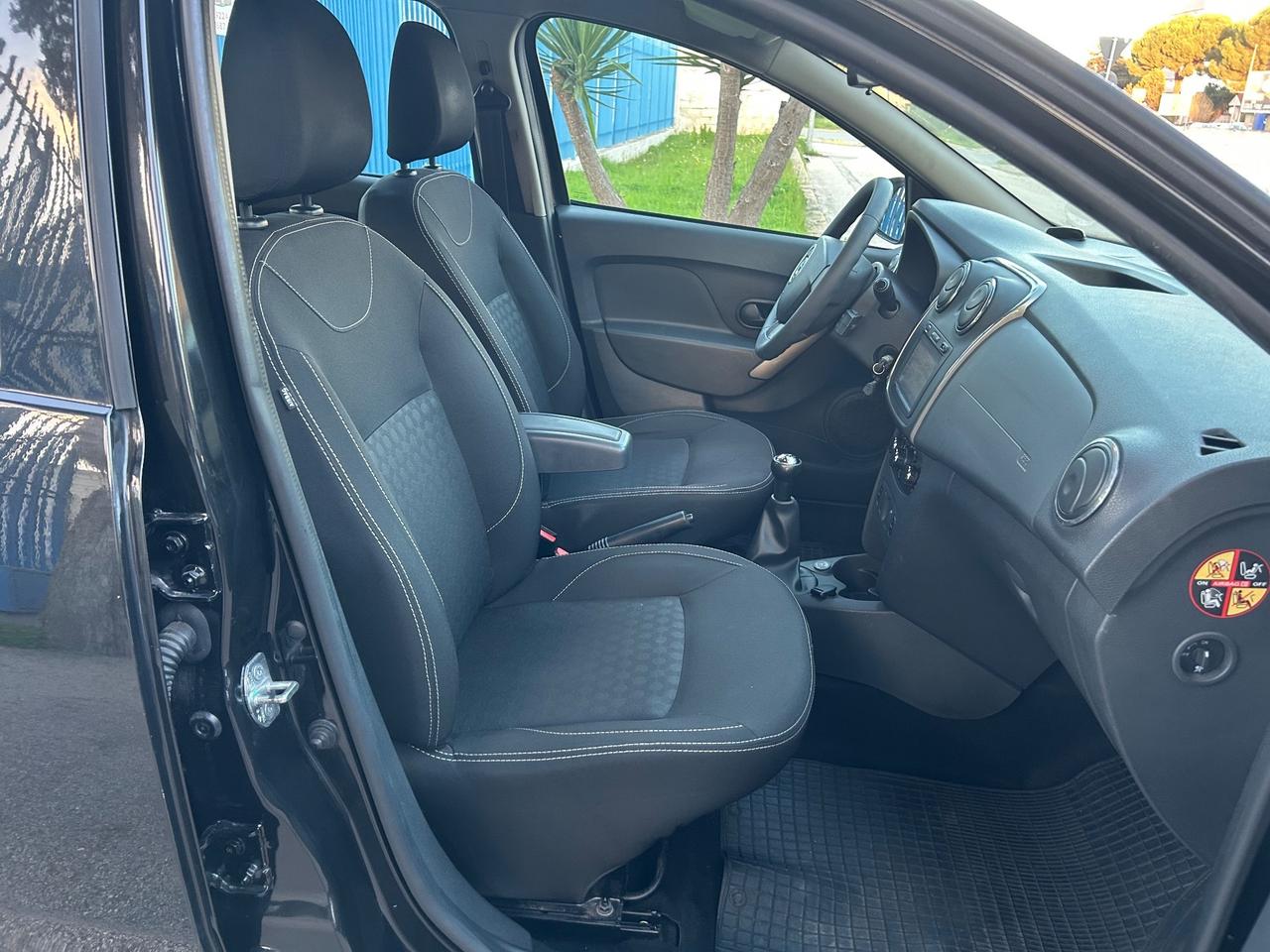 Dacia Sandero Gpl casa madre 1.2 benz 75 cv 2015