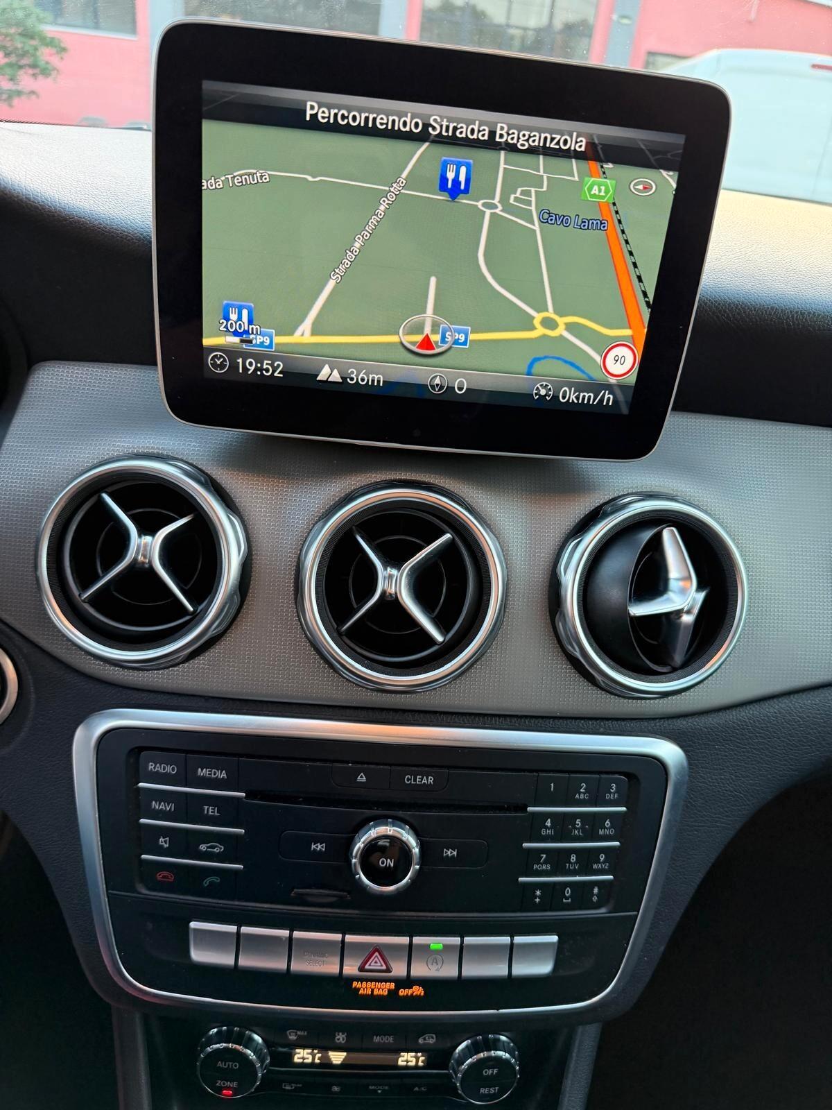 Mercedes-benz GLA 220 200 d Automatic Premium