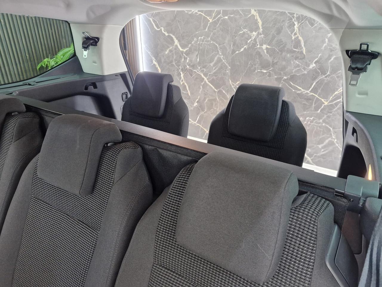 PEUGEOT 5008 2.0 DIESEL150CV 7 POSTI