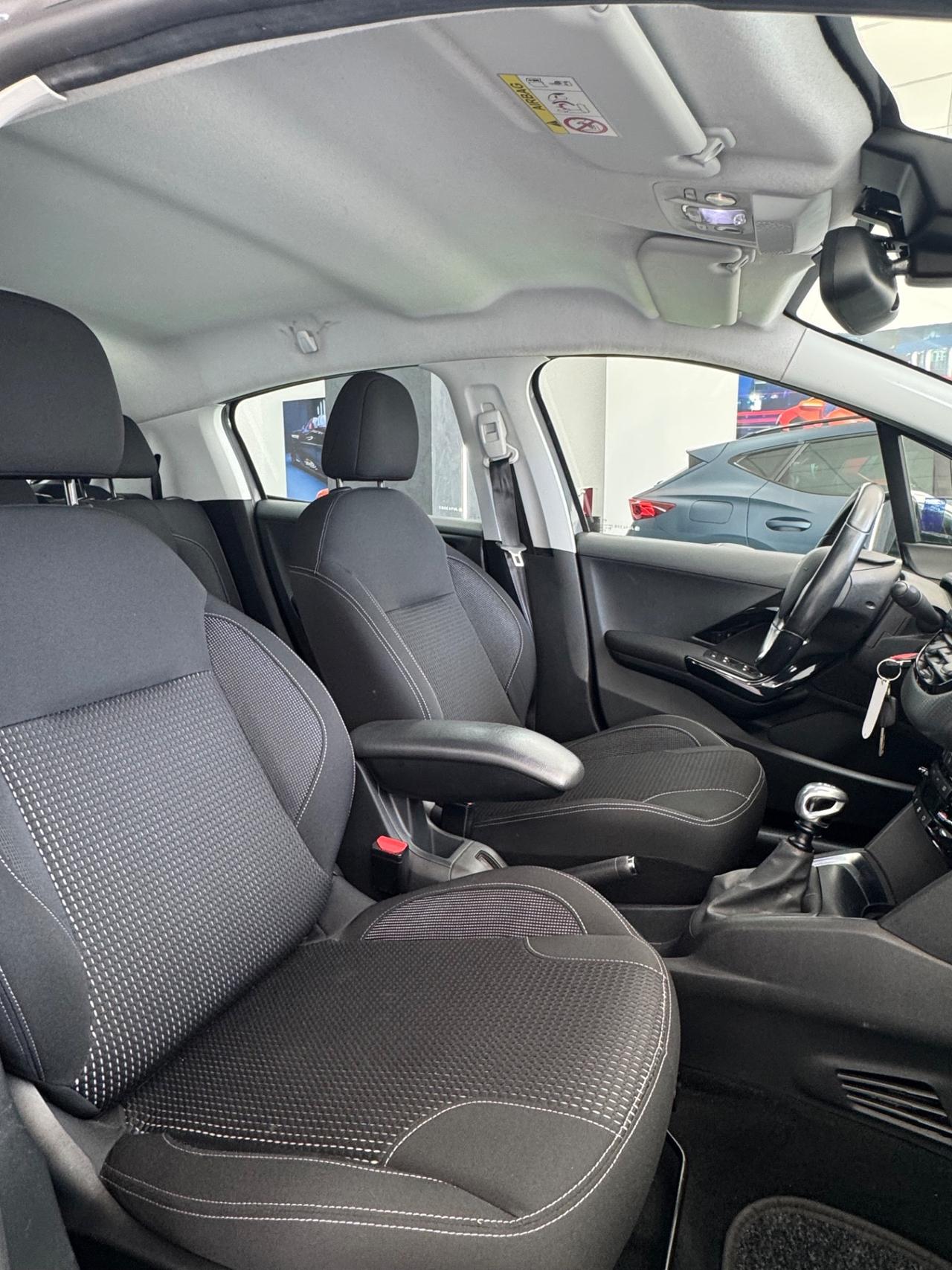 Peugeot 208 BlueHDi 100 S&S 5 porte Allure